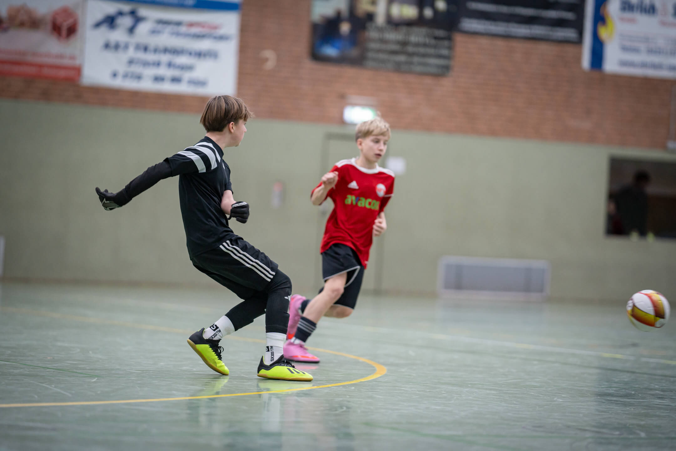 Torwart Otto Menking beim Torwartspiel im Duell mit dem Stützpunkt Schaumburg